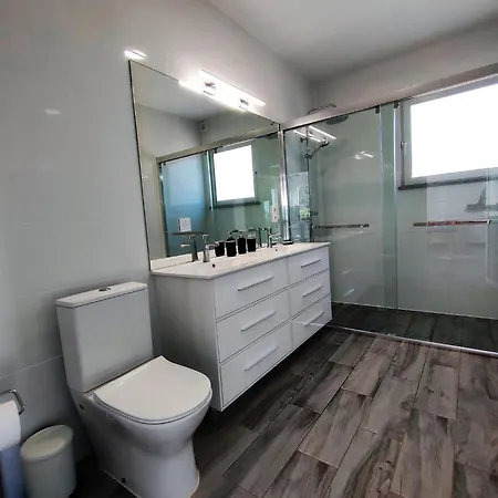 Hébergement de vacances Casa Do Alfarrobeira Fuer 4 Personen - 1 Kind- Mit Privatem Pool By Interhome *