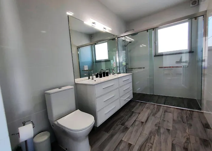 Casa vacanze Casa Do Alfarrobeira Fuer 4 Personen - 1 Kind- Mit Privatem Pool By Interhome *