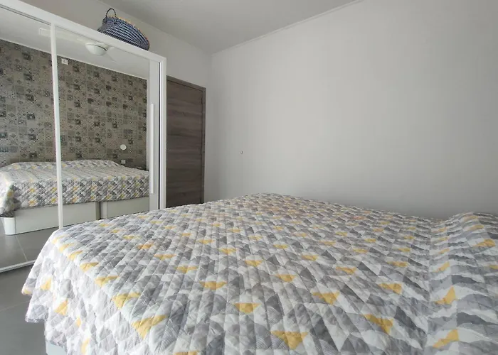 Casa Do Alfarrobeira Fuer 4 Personen - 1 Kind- Mit Privatem Pool By Interhome